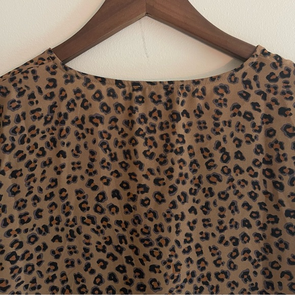 💐 2 for $20!! 💐 CeCe Animal Print Blouse - Picture 7 of 7